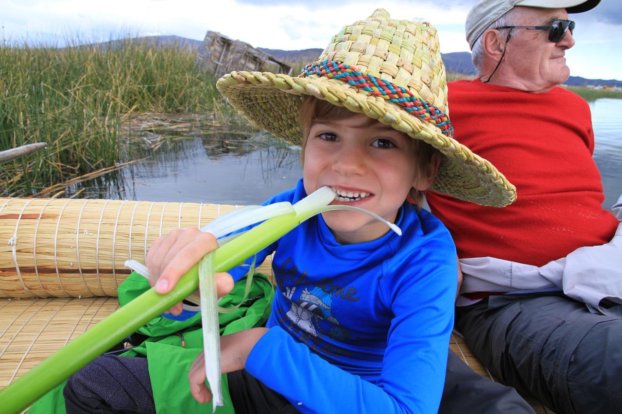 Uros Qhota Uta Lodge Пуно Экстерьер фото